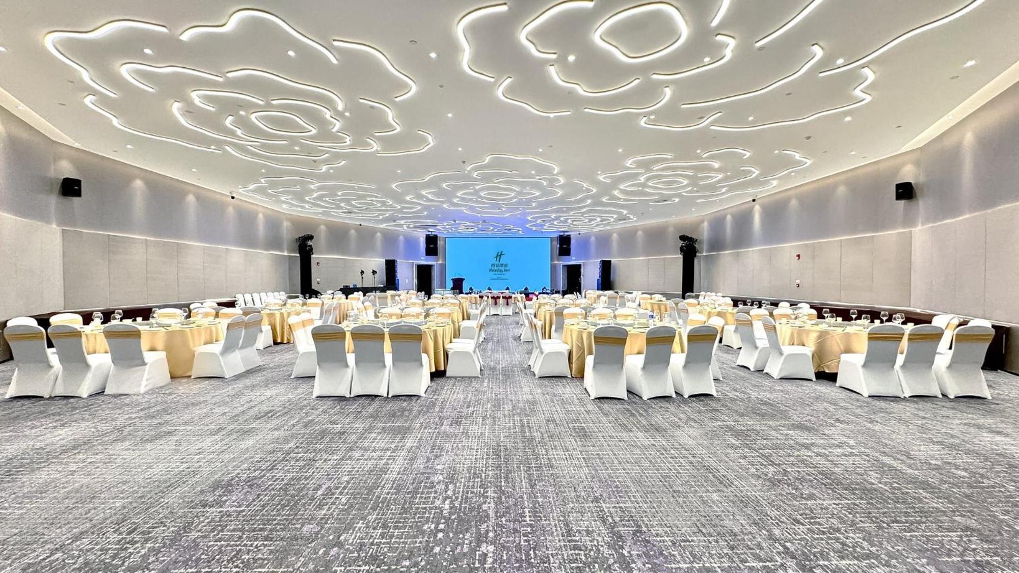 Holiday Inn Zhengzhou Zhongzhou By Ihg מראה חיצוני תמונה